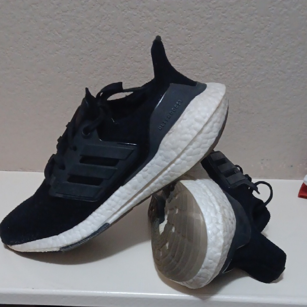 Adidas Ultraboost 22 Mens
